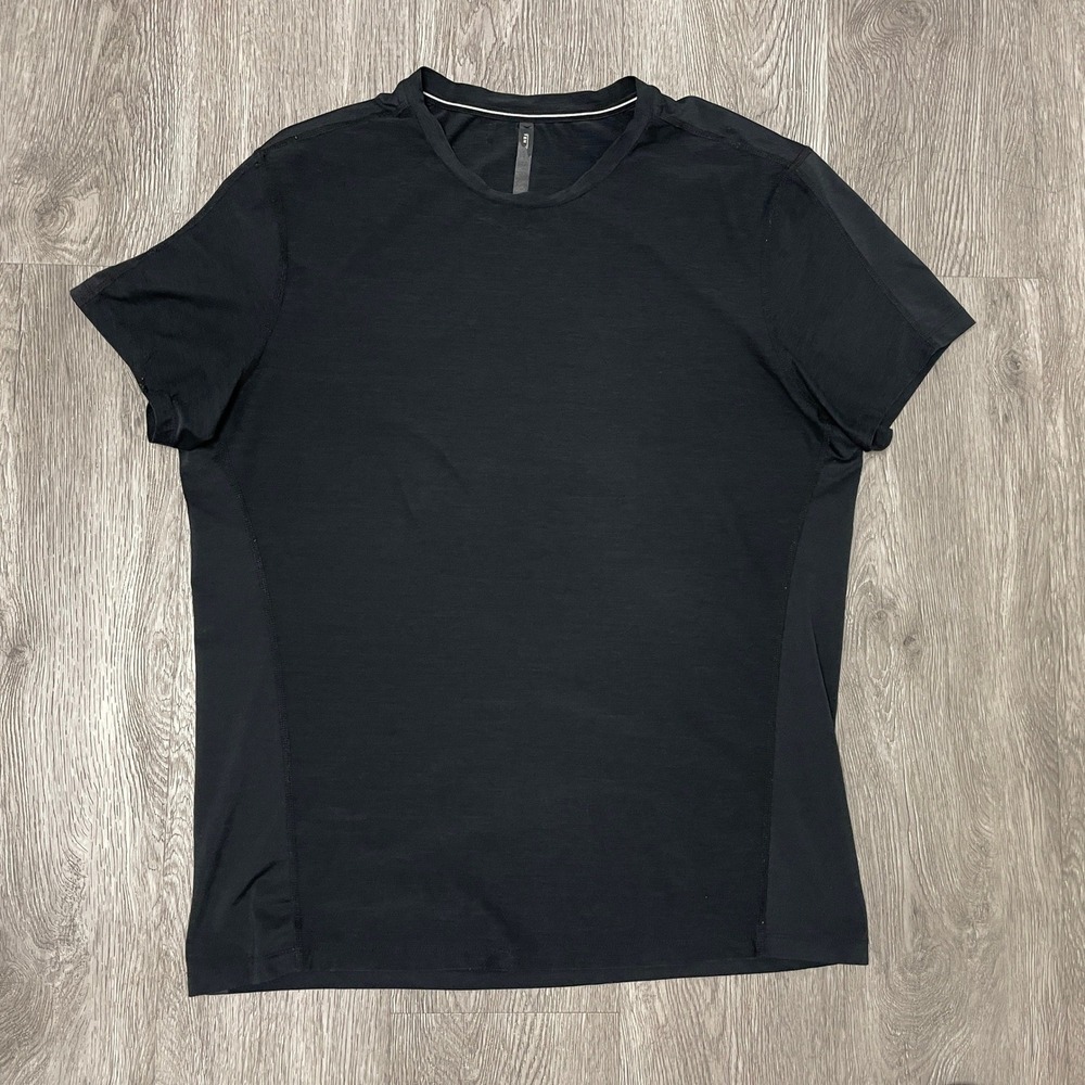 Ten Thousand Versatile Shirt Mens L Black Mesh Training Tee Running Gym